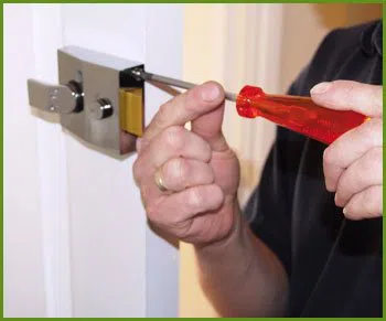 Neighborhood Locksmith Services Kansas City, MO 816-826-3127 - 10-lock-smiths
